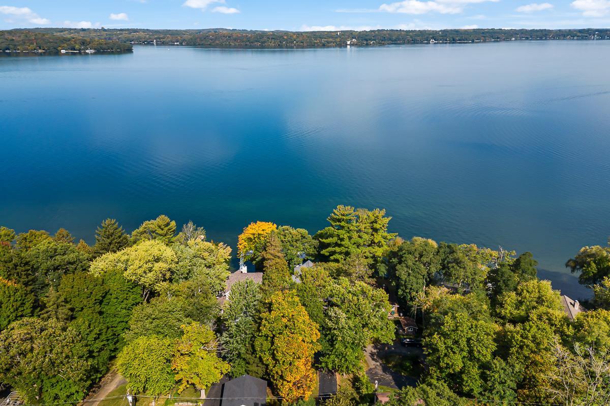 W2604 Oakwood Beach Road