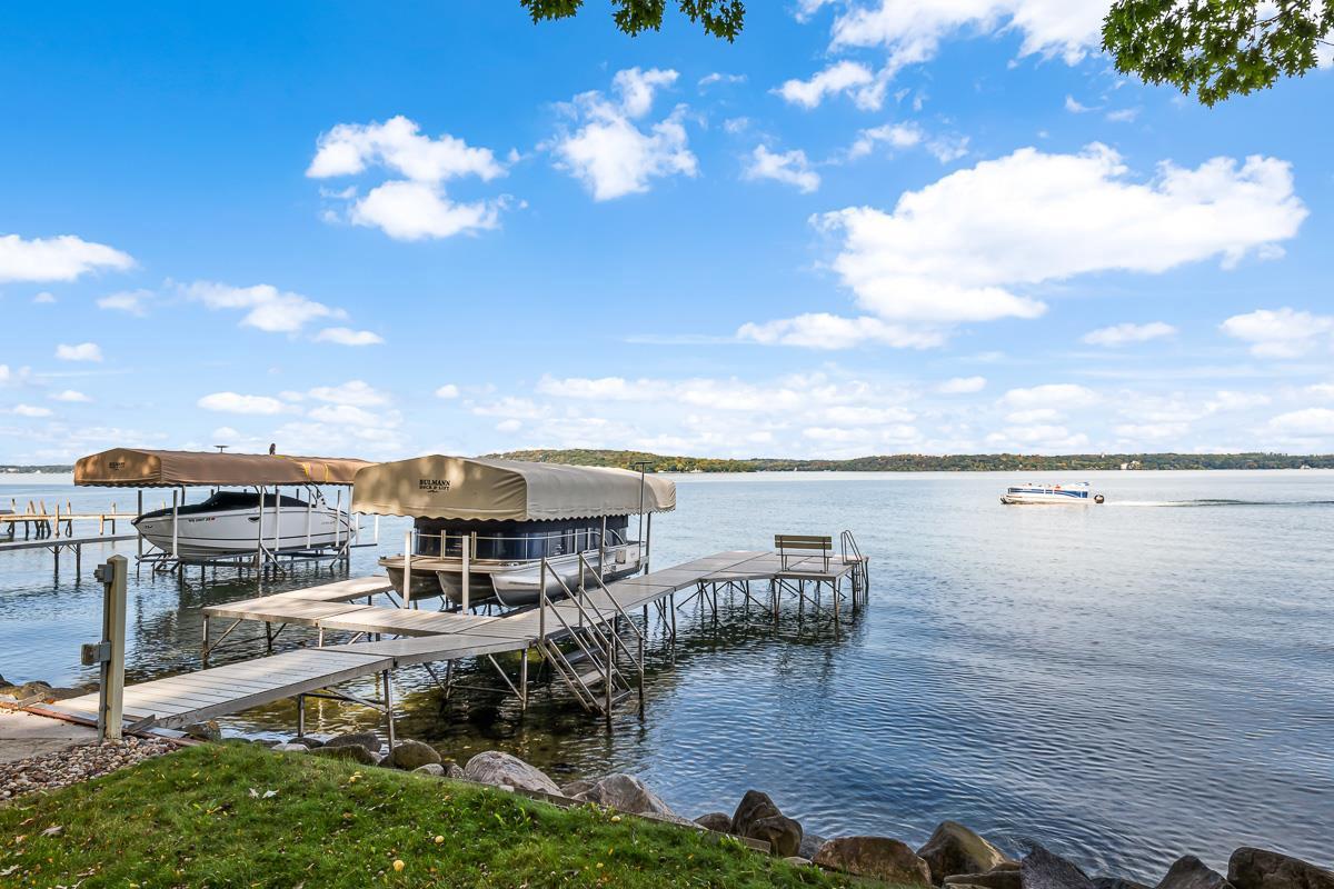 W2604 Oakwood Beach Road