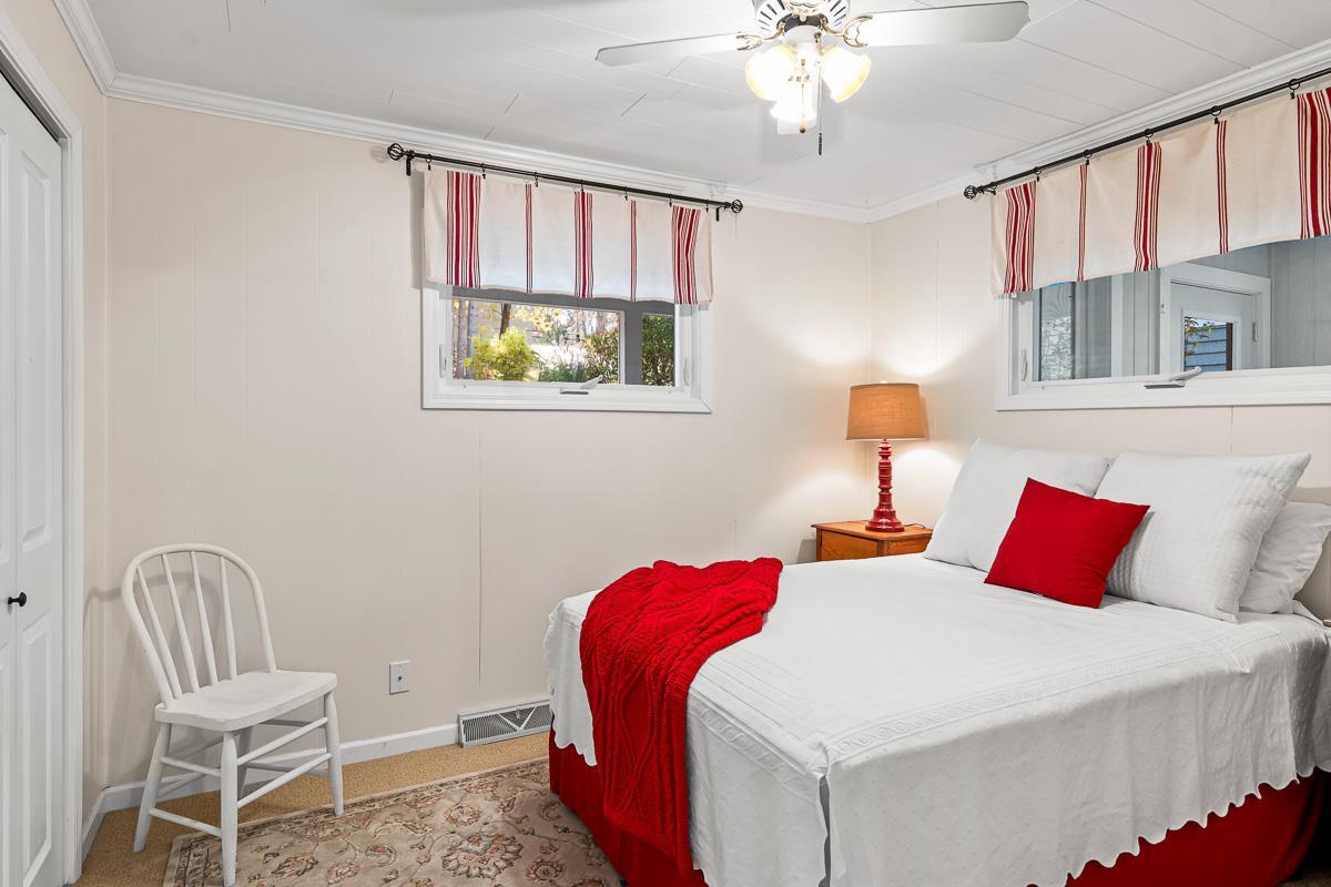 W2604 Oakwood Beach Road