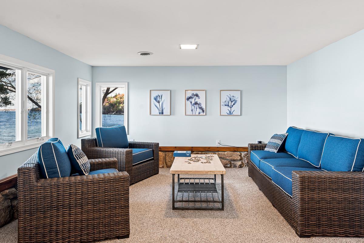 W2604 Oakwood Beach Road