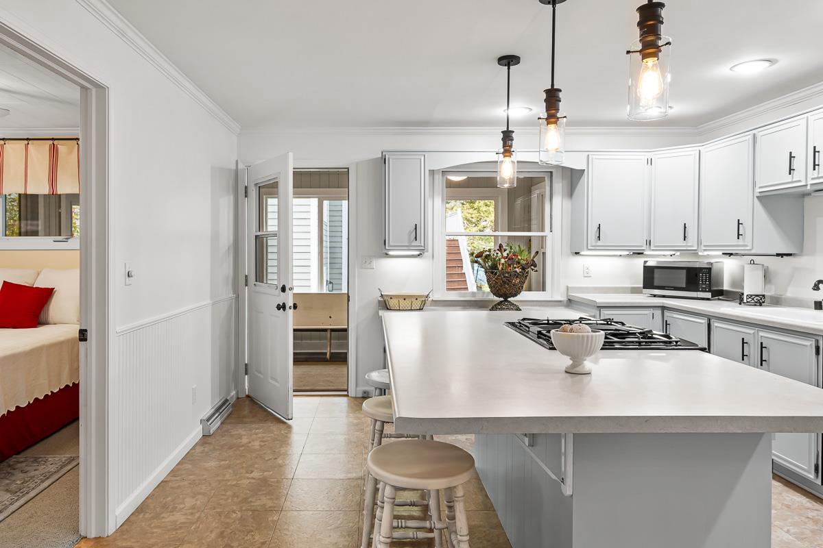 W2604 Oakwood Beach Road