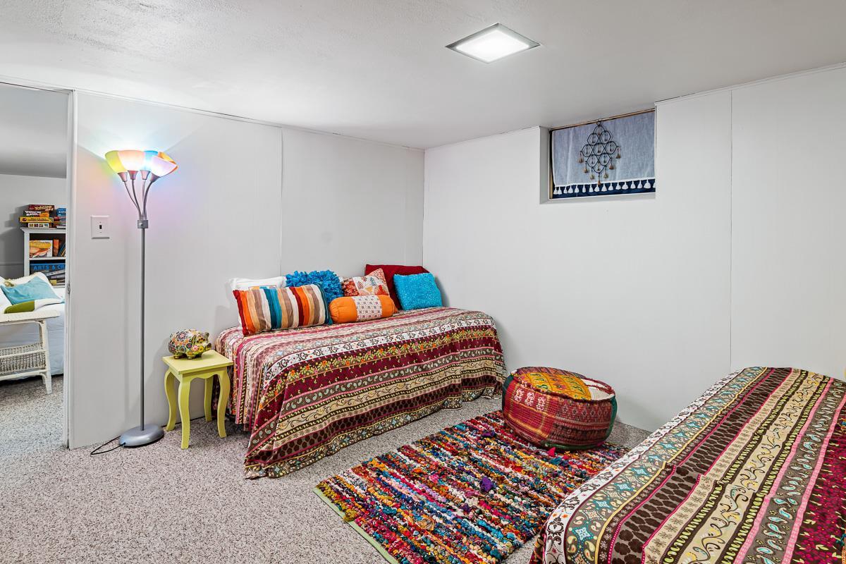 W2604 Oakwood Beach Road