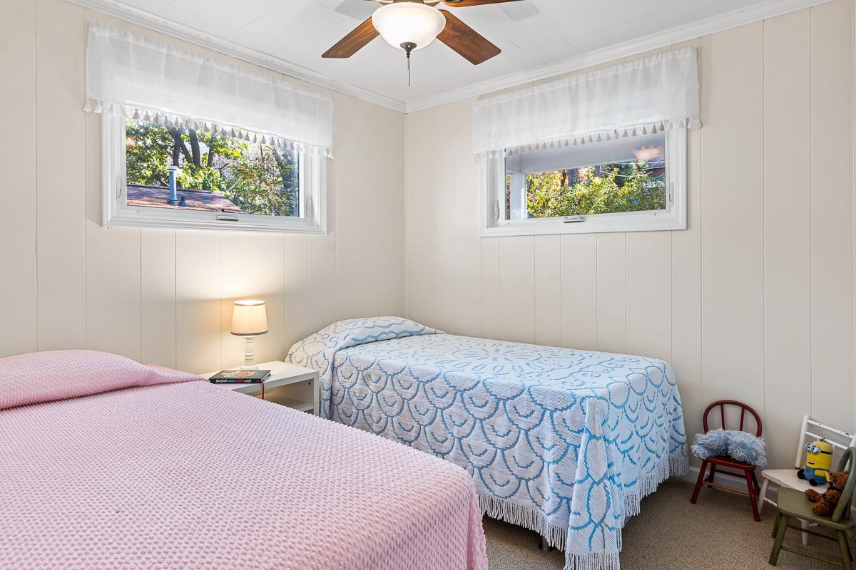 W2604 Oakwood Beach Road