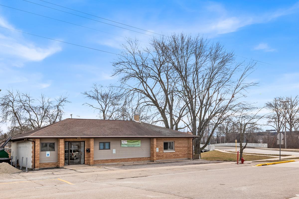 120 Commercial Street