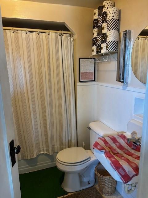 618 West Water Street