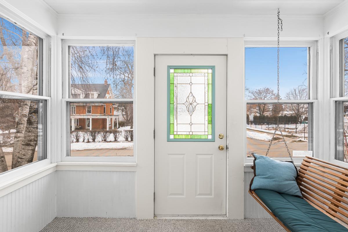 325 East Jackson Street