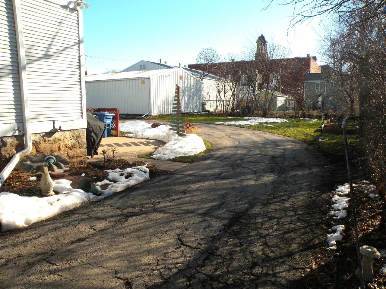 217 West 11th Avenue