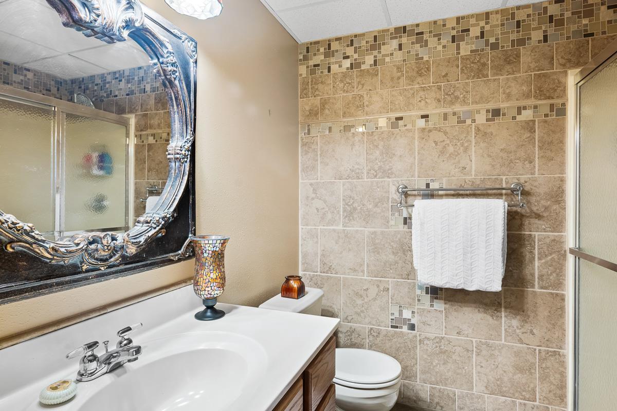 N4446 Fairfield Avenue