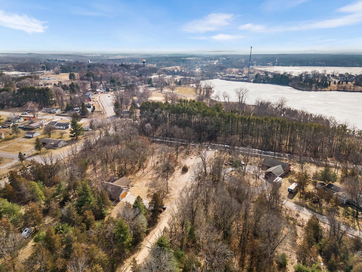 N4446 Fairfield Avenue