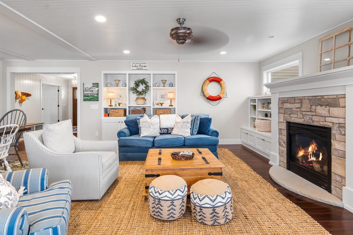 W1250 Spring Grove Road