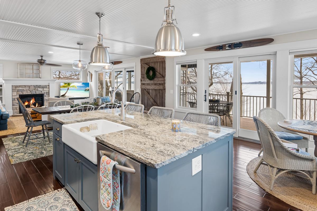 W1250 Spring Grove Road