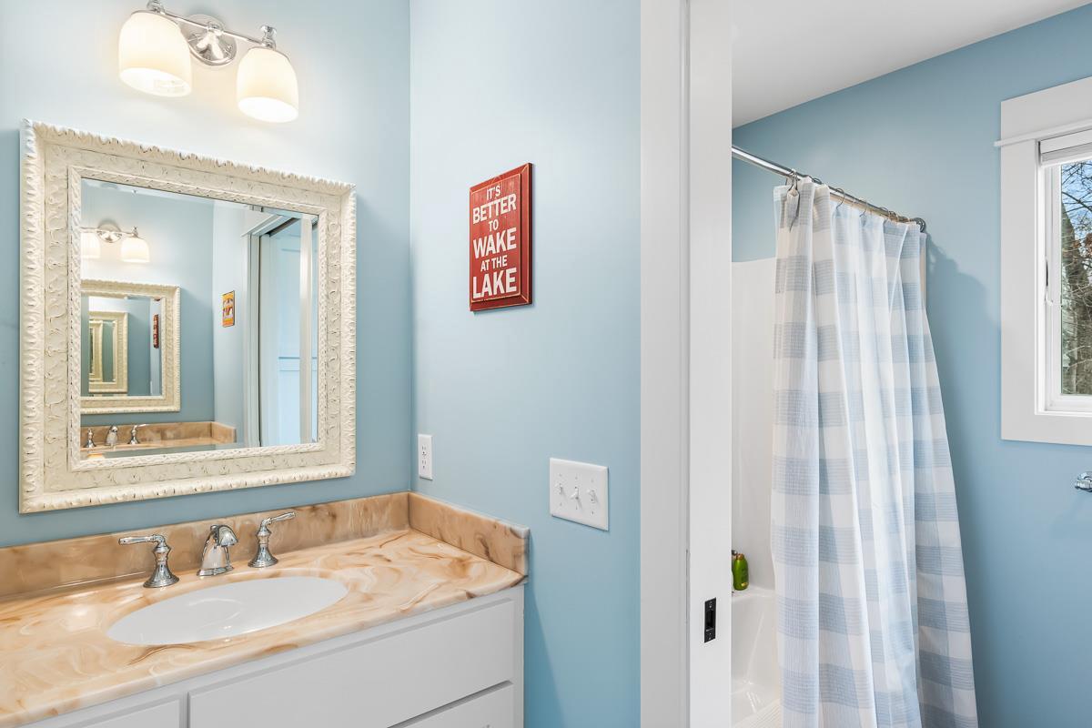 W1250 Spring Grove Road