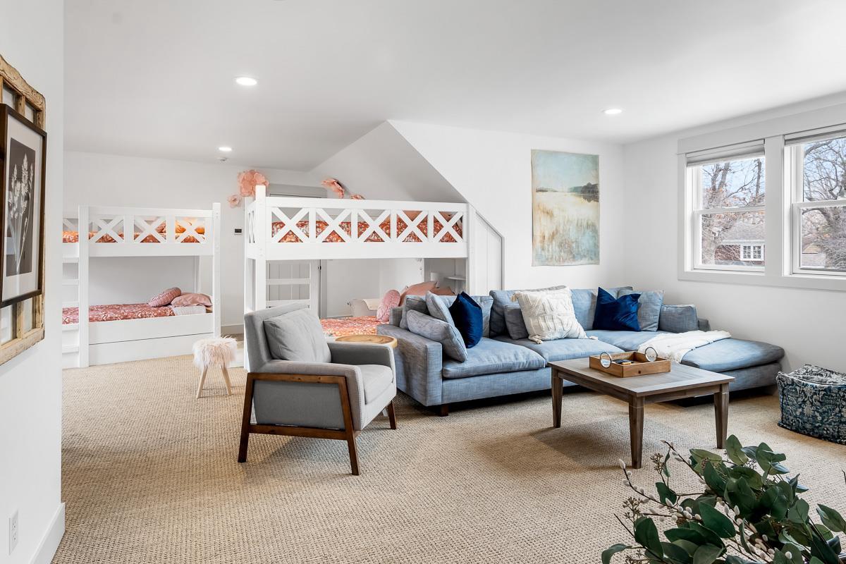 W1250 Spring Grove Road