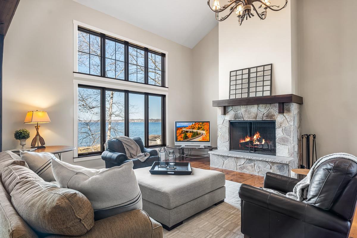 N5195 Forest Glen Beach Road