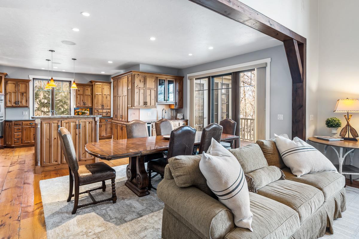 N5195 Forest Glen Beach Road