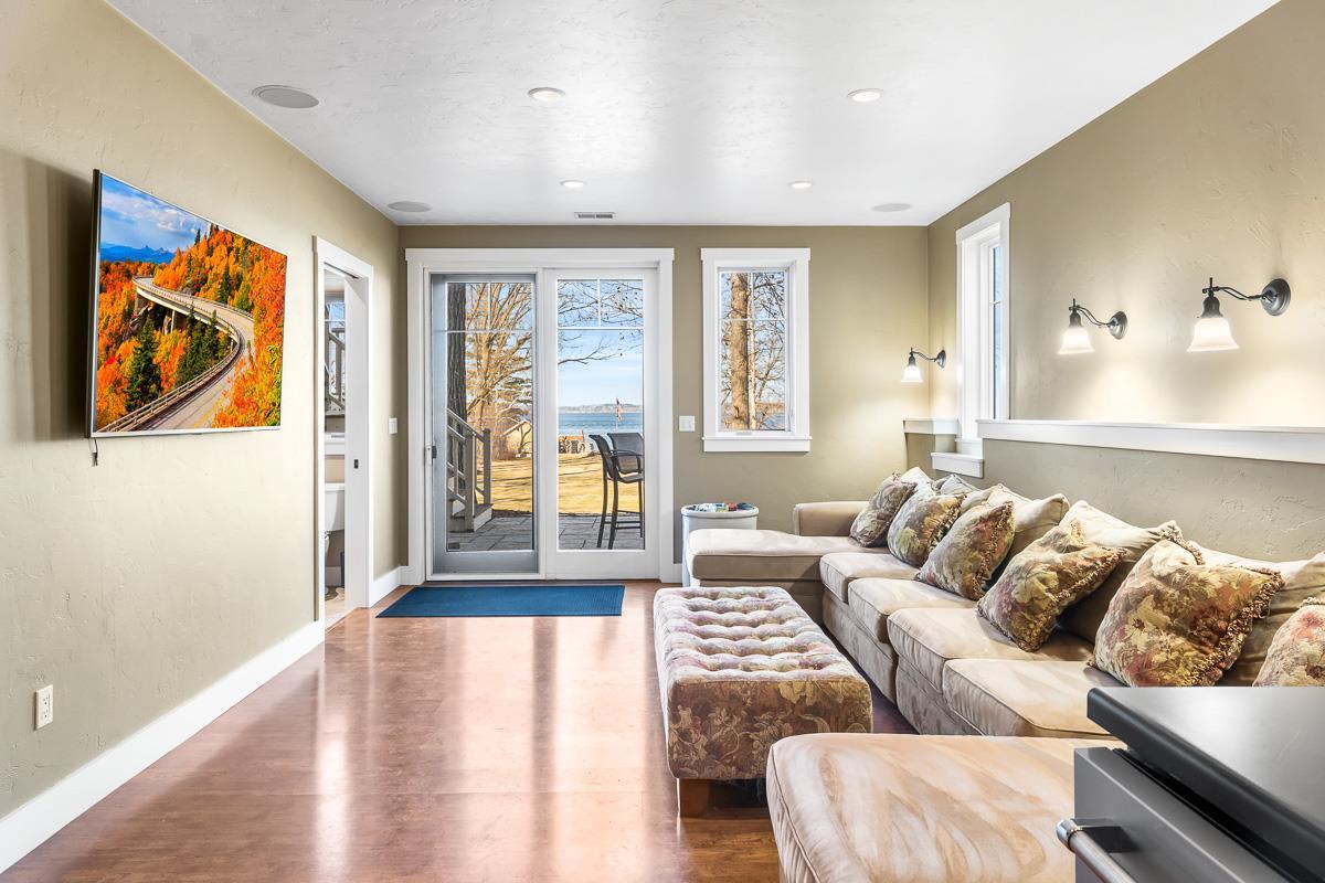 N5195 Forest Glen Beach Road