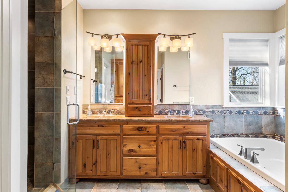 N5195 Forest Glen Beach Road