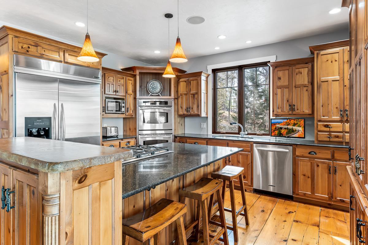 N5195 Forest Glen Beach Road