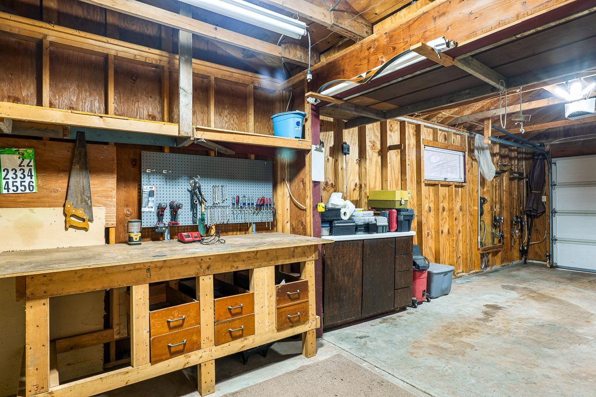 W6335 Peninsula Court