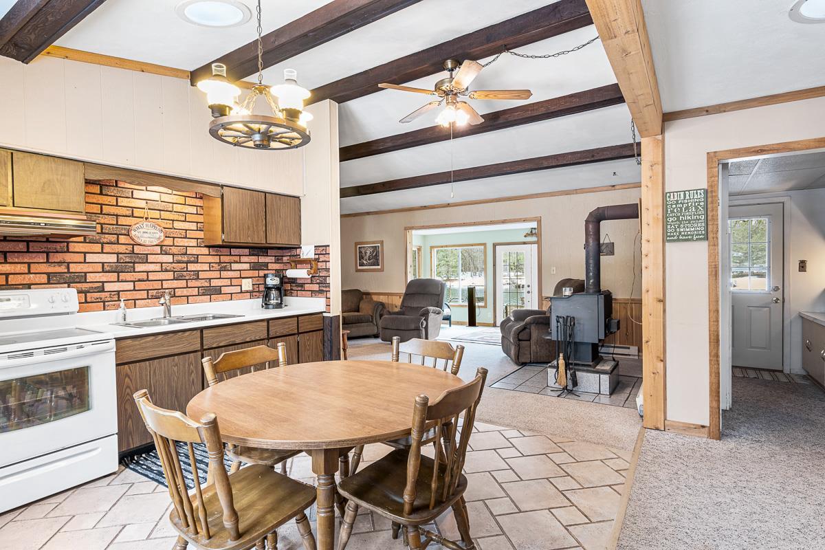 W6335 Peninsula Court