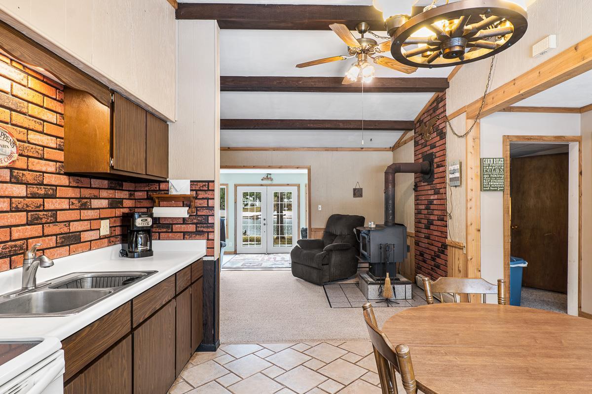 W6335 Peninsula Court