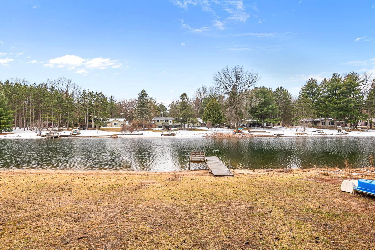 W6335 Peninsula Court