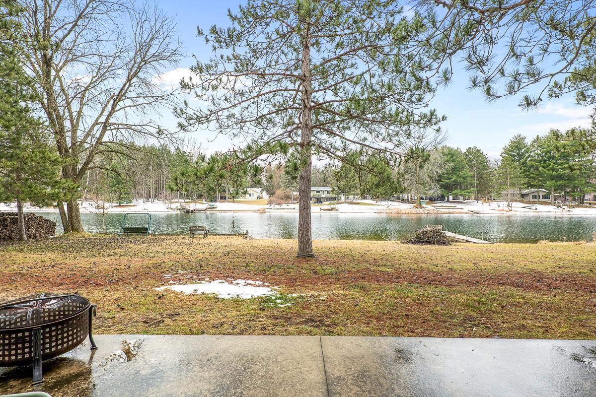 W6335 Peninsula Court