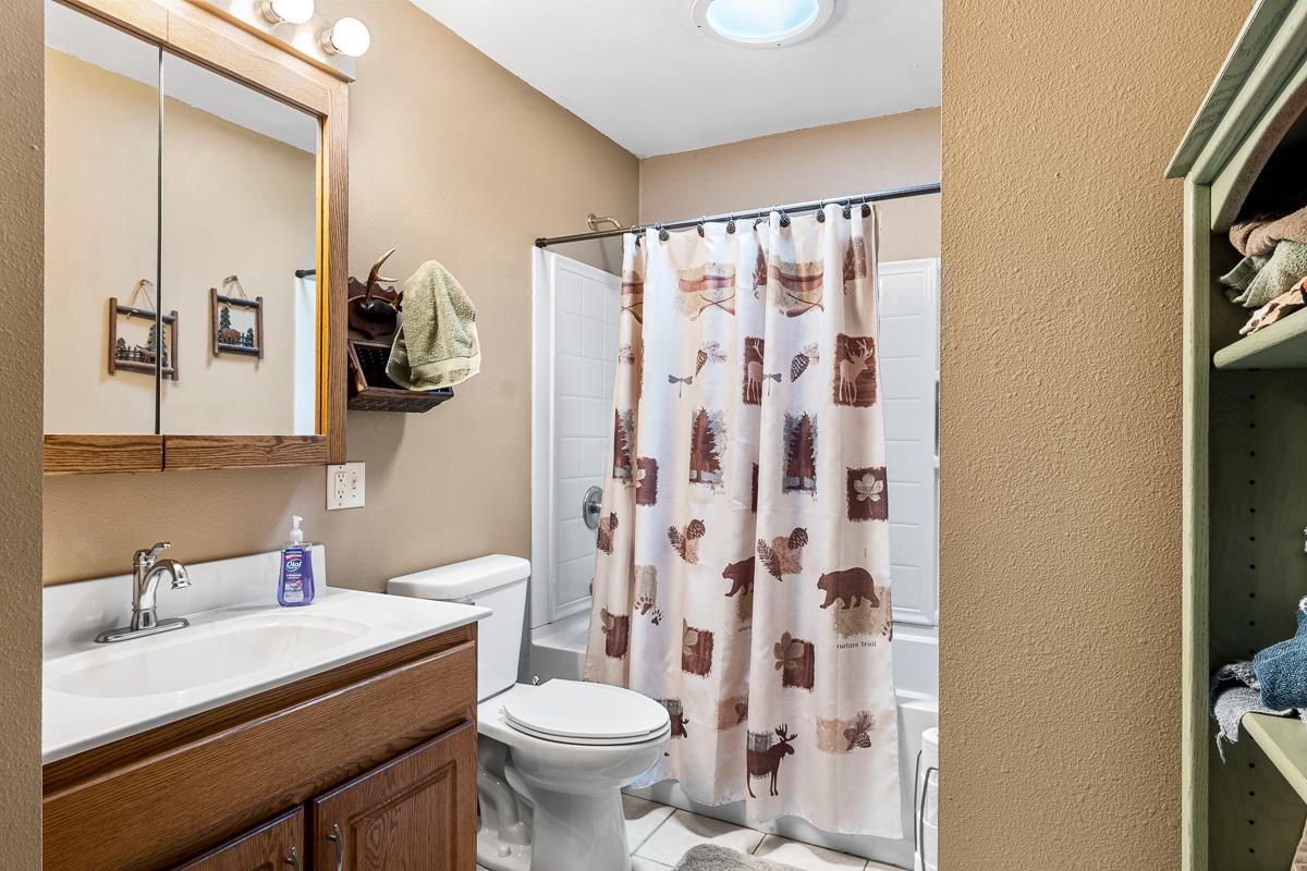 W6335 Peninsula Court