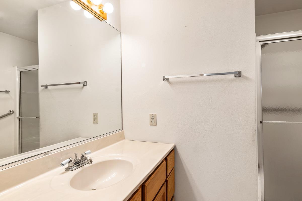 N6011 Heritage Drive 12B