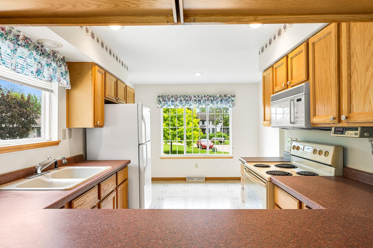 N6011 Heritage Drive 12B