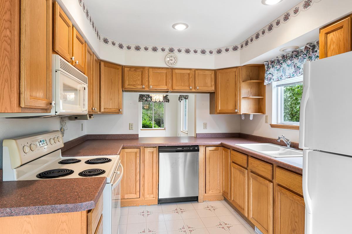 N6011 Heritage Drive 12B