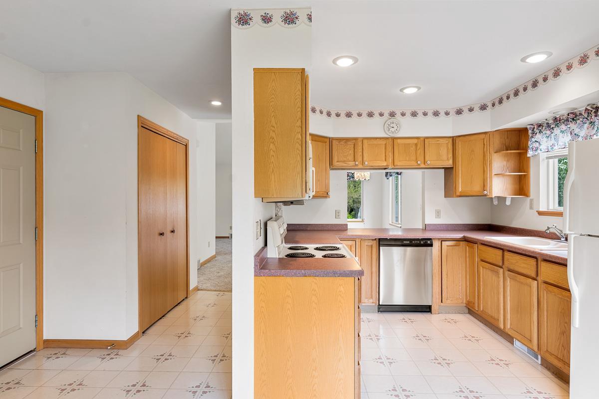 N6011 Heritage Drive 12B