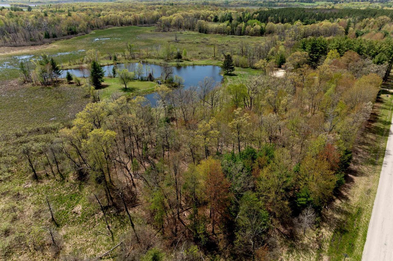 W1893 Duck Creek Avenue