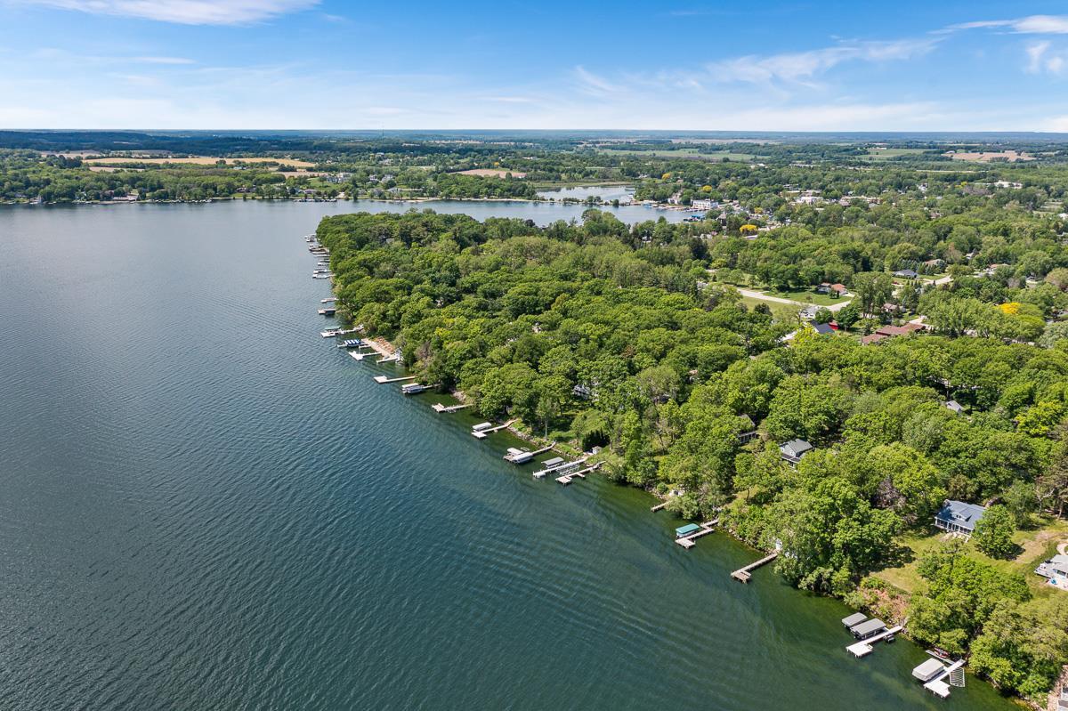 607 B Illinois Avenue