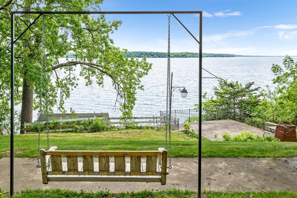 607 B Illinois Avenue