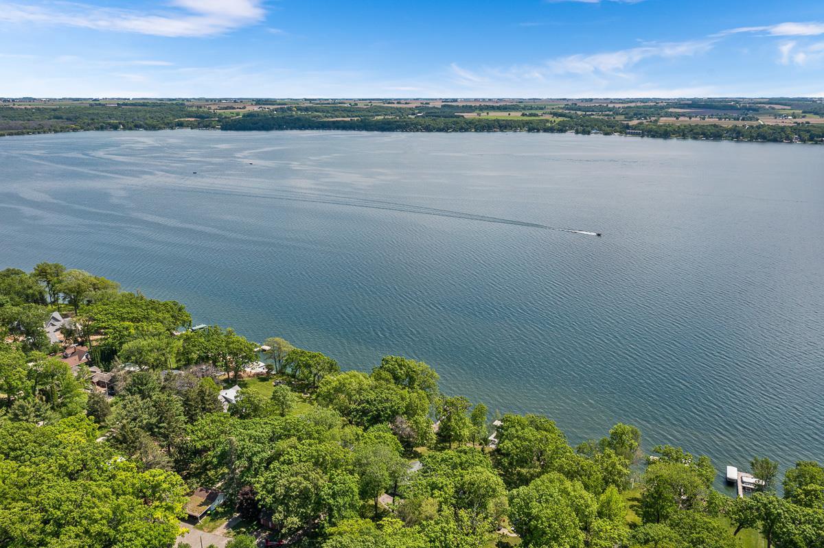 607 B Illinois Avenue