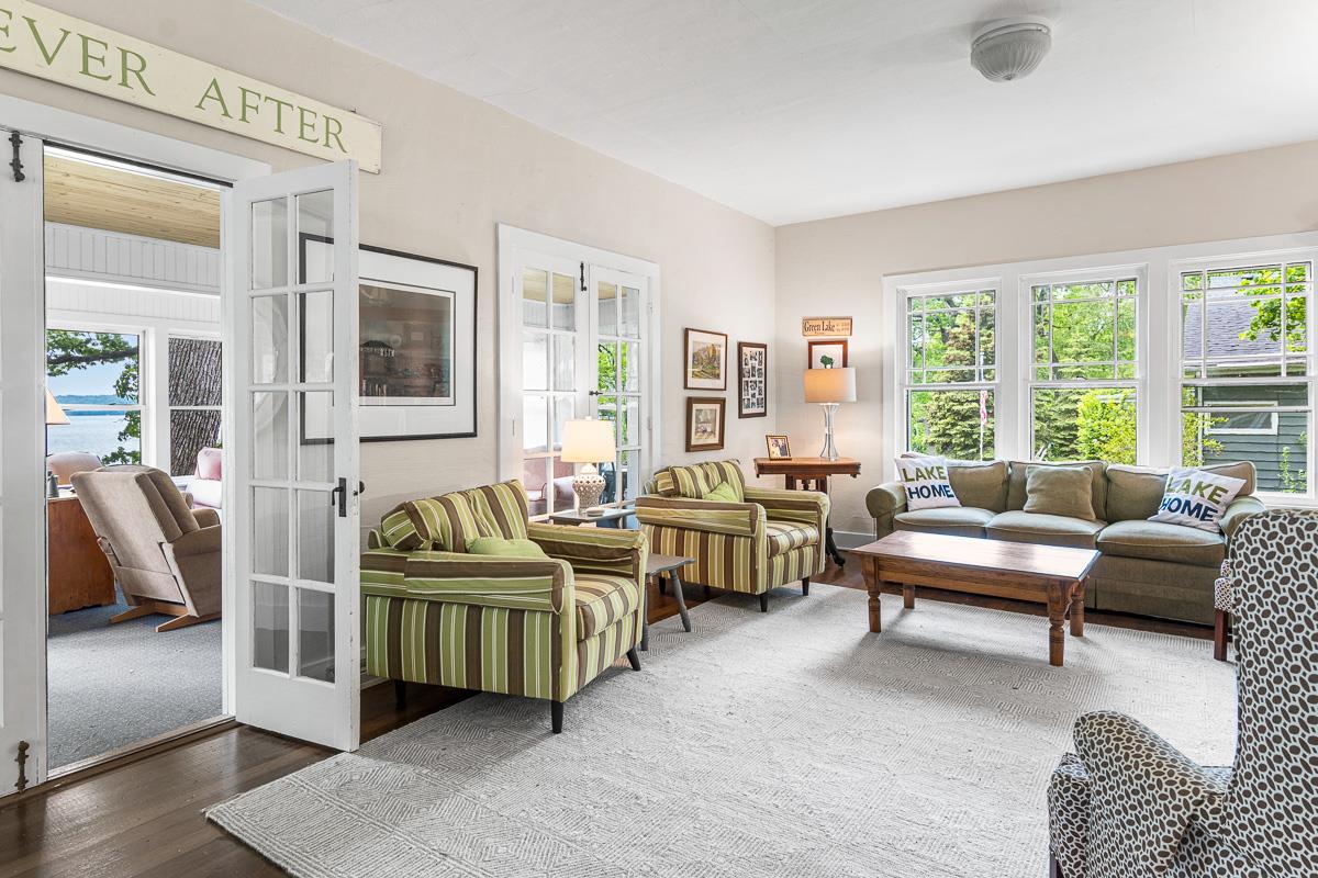 607 B Illinois Avenue