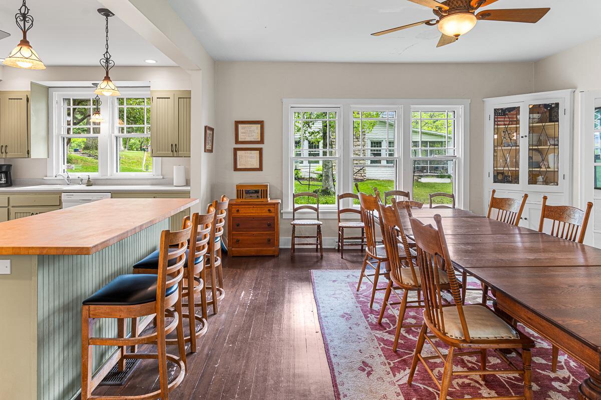 607 B Illinois Avenue