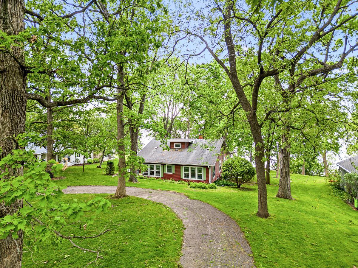 607 B Illinois Avenue