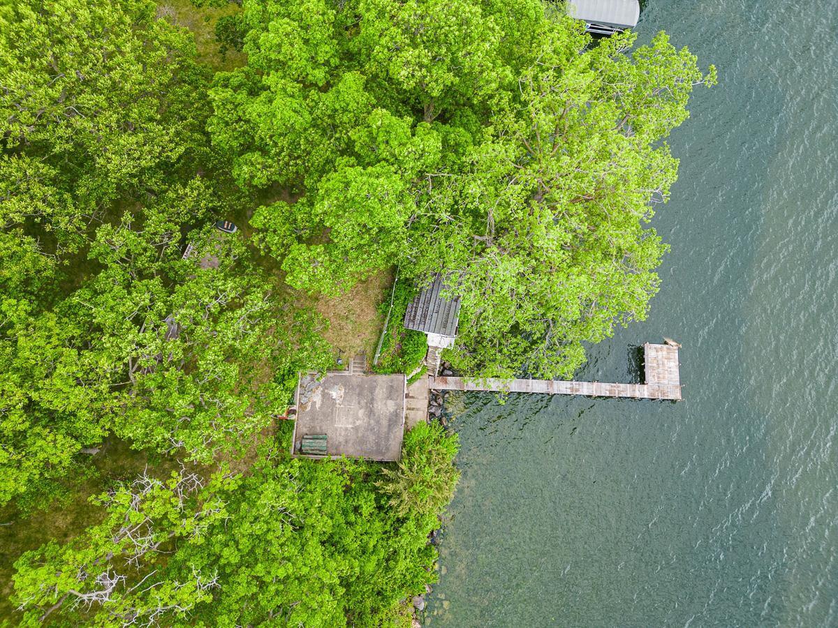 607 B Illinois Avenue