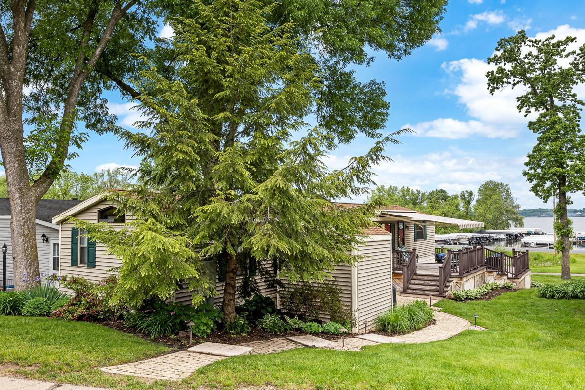 W1325 Spring Grove Road 6