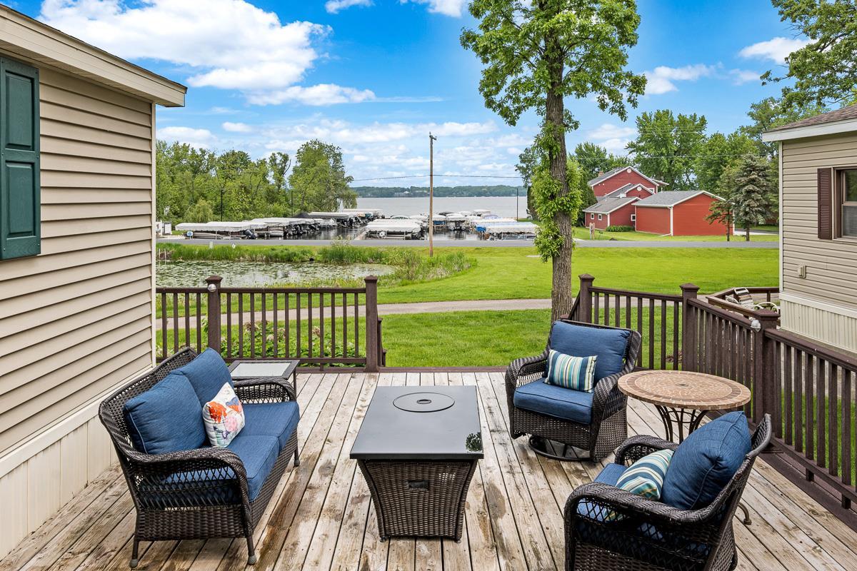 W1325 Spring Grove Road 6