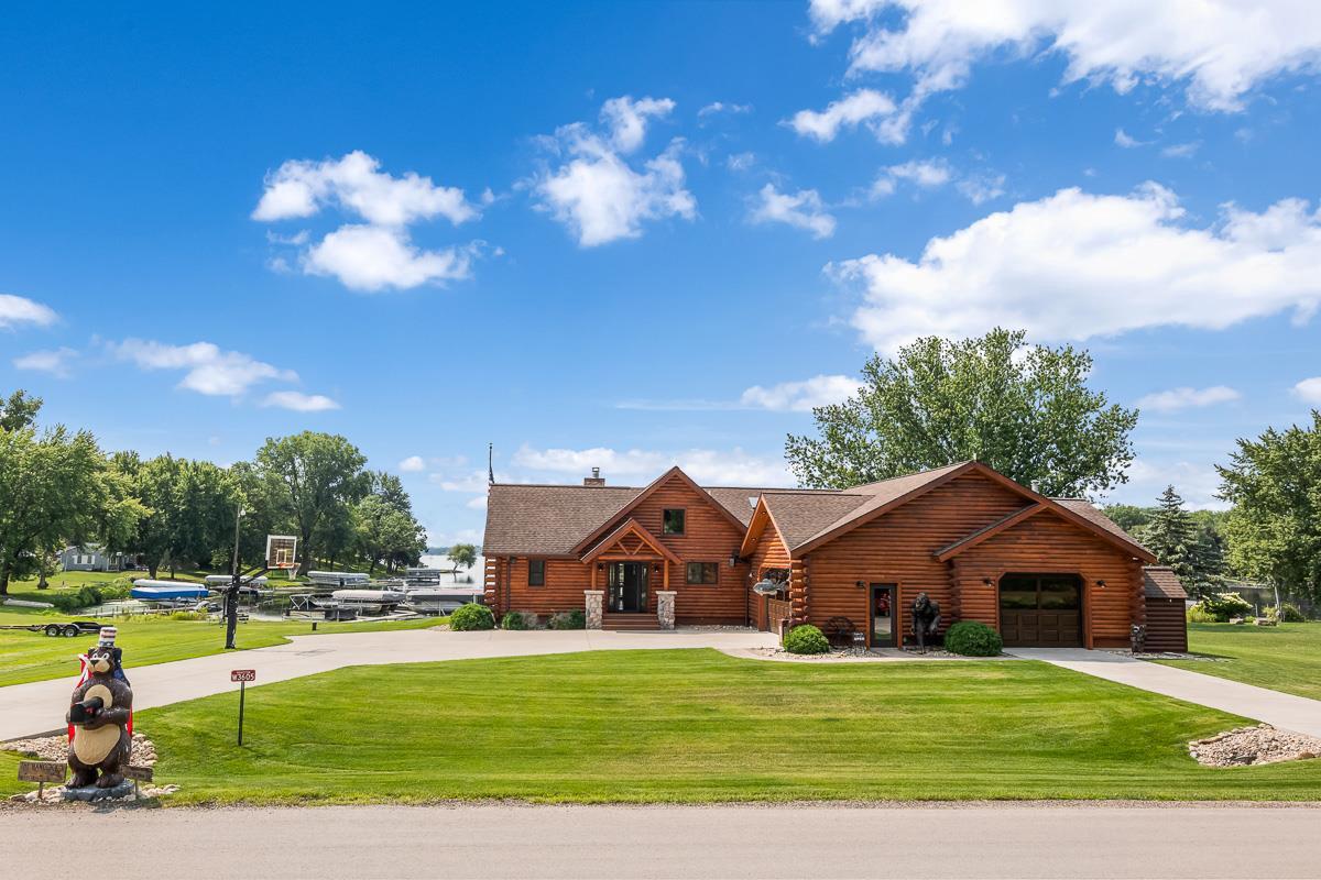 W3605 Orchard Avenue