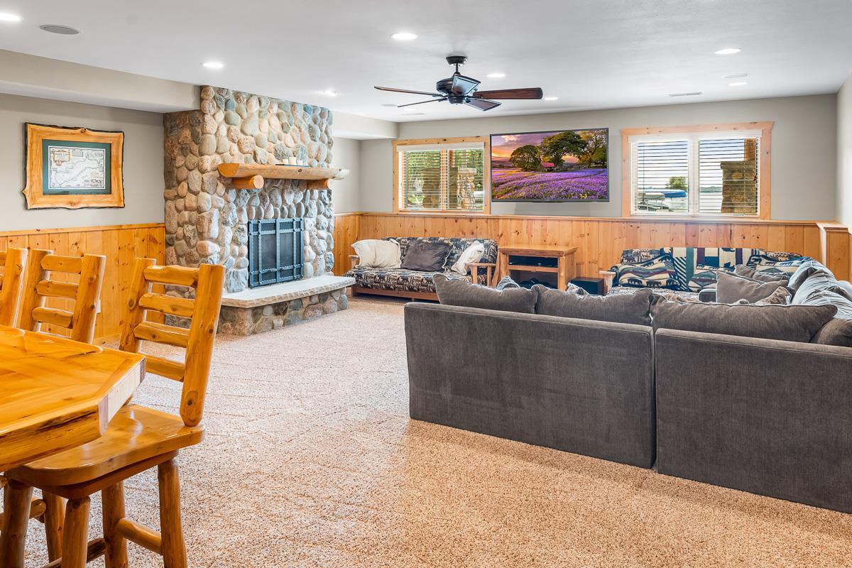 W3605 Orchard Avenue