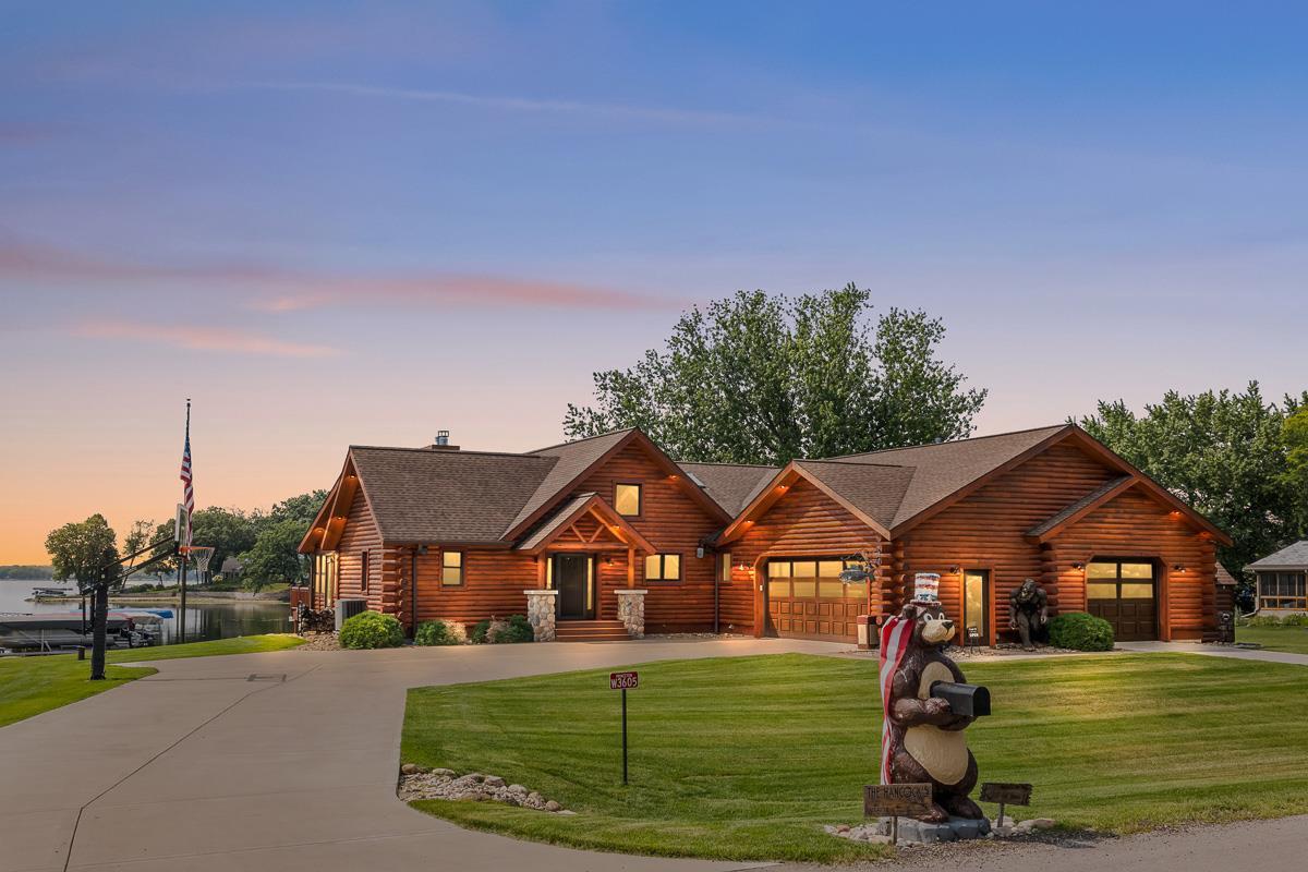 W3605 Orchard Avenue