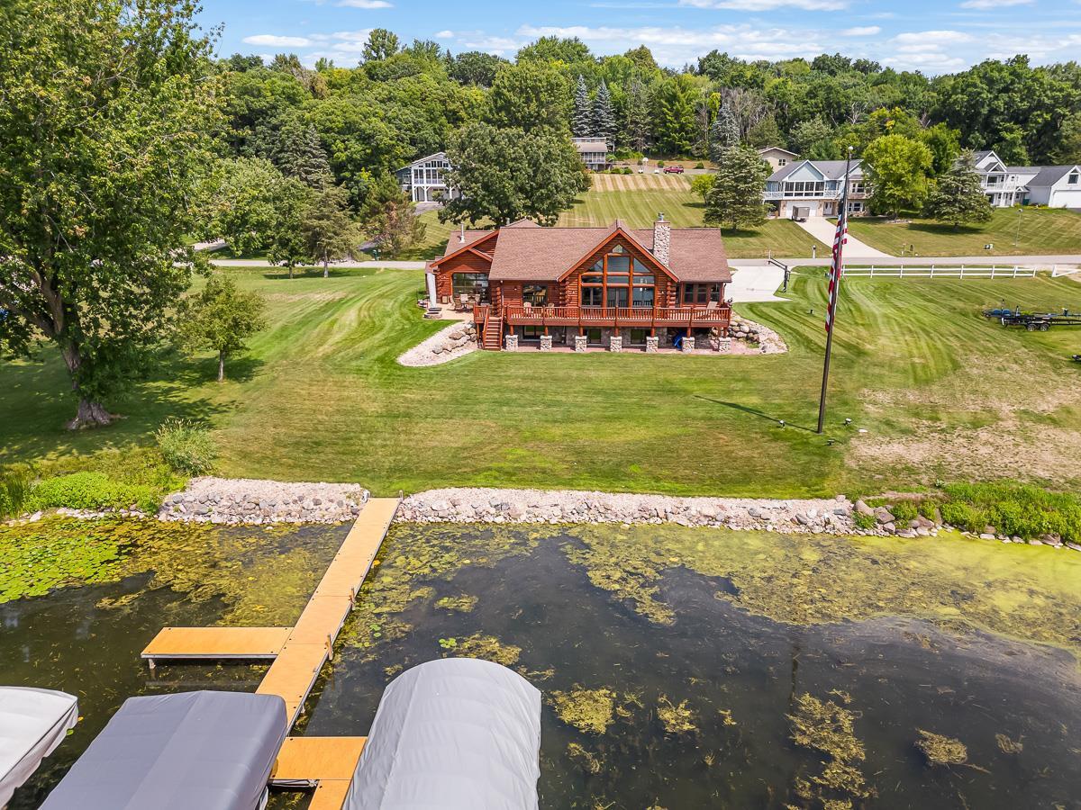 W3605 Orchard Avenue