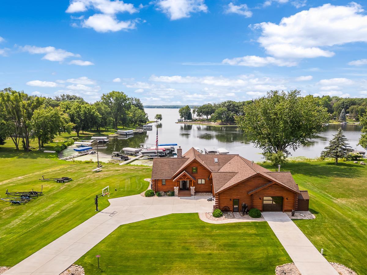 W3605 Orchard Avenue