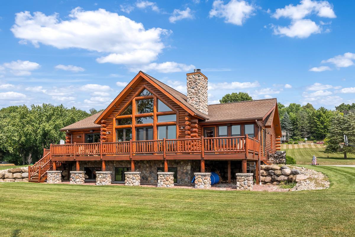 W3605 Orchard Avenue