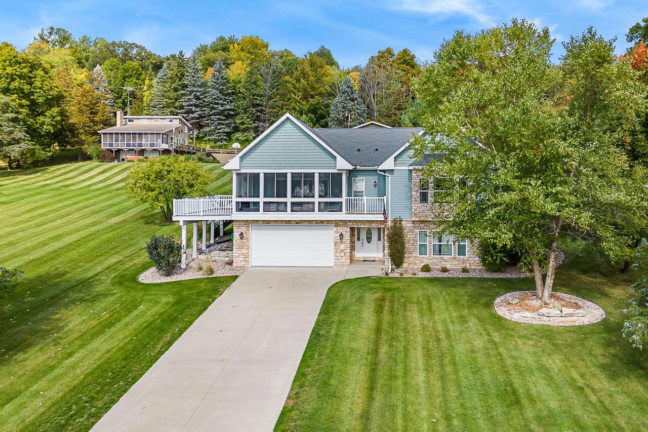 W3598 Orchard Avenue