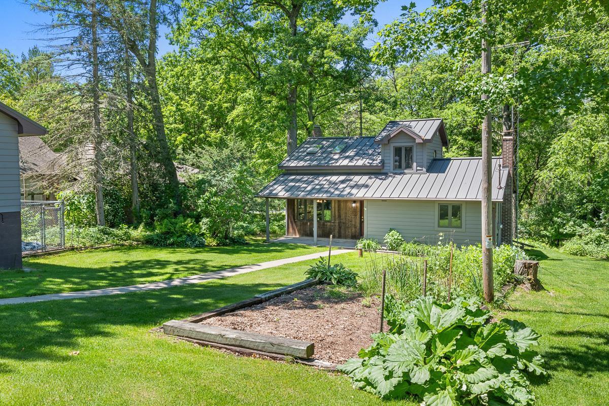 N5149 Forest Glen Beach Road